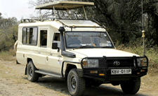 Hire safari land cruiser 4x4 in Nairobi